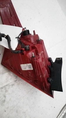 2020 Hyundai Accent Right Tail Light Assembly Black OEM 665220 66K Miles Foto 1 de 4