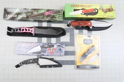 Lot of 4 Fixed Blade Knives: Frost Cutlery and Buck, w sheaths and original pkg. - Image 1 of 4