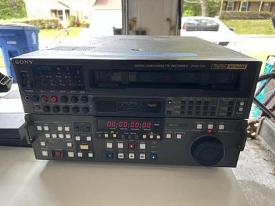 SONY DVW-500 Digital Betacam Editing Recorder - Image 1 of 3