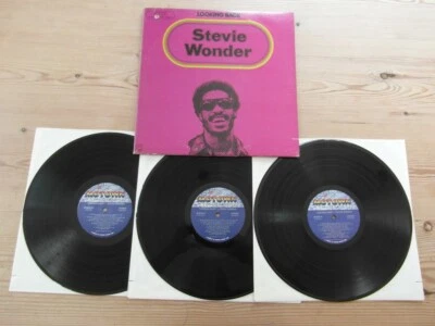 STEVIE WONDER-LOOKING BACK- EX VG+ TRIPLE VINYL ALBUM LP-MOTOWN-1977 - Image 1 of 4