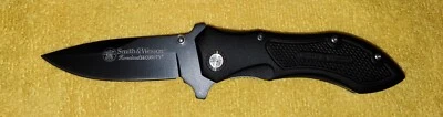 New Smith & Wesson Homeland Security Folding Pocket Knife CK2BM - Image 1 of 4