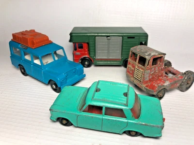 Lote de Lesney Matchbox - Land Rover Safari, Horse Box, Fiat 1500, Truck Cab Foto 1 de 4