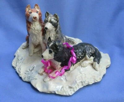 SIBERIAN HUSKY SYLVIA SMITH ENGLAND OOAK  hand made signed figurine dogs - Image 1 of 4
