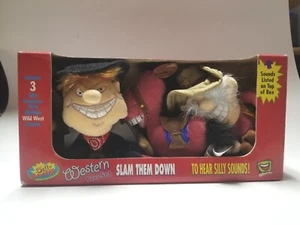 Original Silly Slammers Western Spielset Sitzsäcke mit Haltung Cowboy Pferd Neu im Karton G1 - Bild 1 von 10