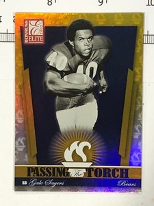 Gayle Sayers PASSING THE TORCH serial #’d /800 2002 Donruss Elite #pt3 Bears