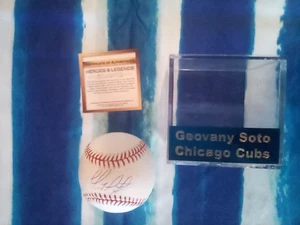Von Geovany Soto Chicago Cubs signiertes Rawlings Baseball Echtheitszertifikat Helden & Legenden  - Bild 1 von 9