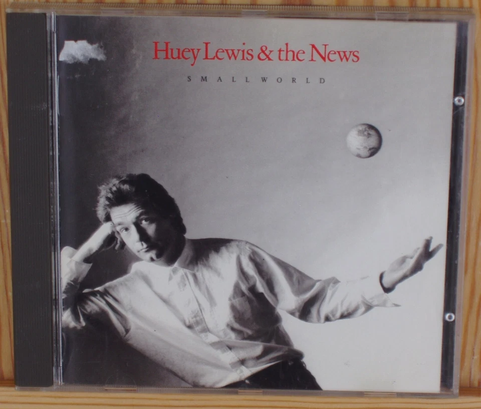 Huey LEWIS & NEWS : Small world - Bild 1 von 1