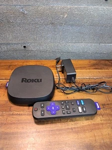 Roku Ultra (4802X) Lettore multimediale streaming 4K con telecomando vocale Pro (buono) - Foto 1 di 6