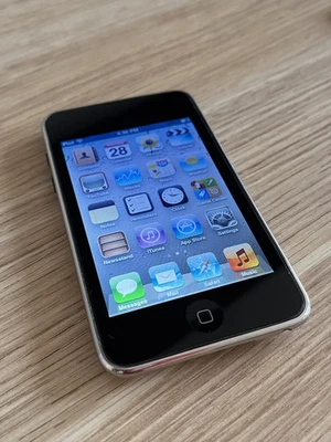 Apple iPod Touch 3rd Generation 32GB - Tested & Working Good Condition  - Image 1 of 4