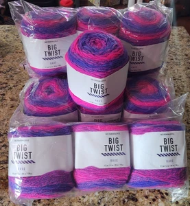 1 Skein Big Twist Rave Yarn Light Bright 312 yds   Lot# 52/5996, Lot# 52/5999 - Picture 1 of 5