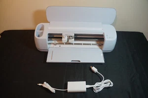 Cricut Maker 3 - Excellent/MINT Condition - used only a few times! - Picture 1 of 12