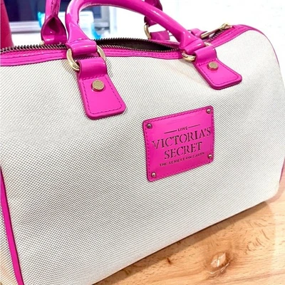 Bolso Victoria's Secret rosa y crema tamaño mediano Foto 1 de 4
