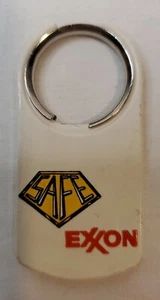 Portachiavi Portachiavi Exxon Promo Cassaforte 1,12x2,25" Rettangolare  - Foto 1 di 5