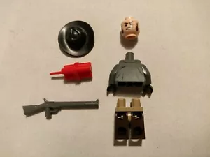 New/Sealed Lego Barret Minifigure w/ Extras Removed from set 79110, Never Built - Picture 1 of 2