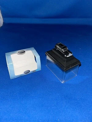 🔥  Oxford Diecast N Gauge 1:148 Scale Daimler DS240 Limo Black Hearse NDS002 - Image 1 of 4