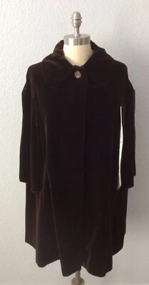 Vintage Saks Fifth Avenue Brown Velvet Satin Lined Cape Coat Peter Pan Collar - Image 1 of 4