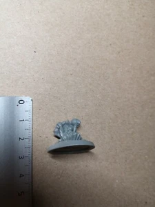 OYSTER FAMILIAR PIRATE MINIATURE REAPER BONES V BRINEWIND M265 - Imagen 1 de 1