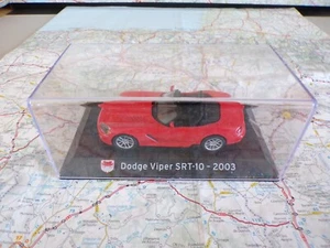 DODGE SRT 10 Rouge 2003 IXO 1/43 en boite - Foto 1 di 1