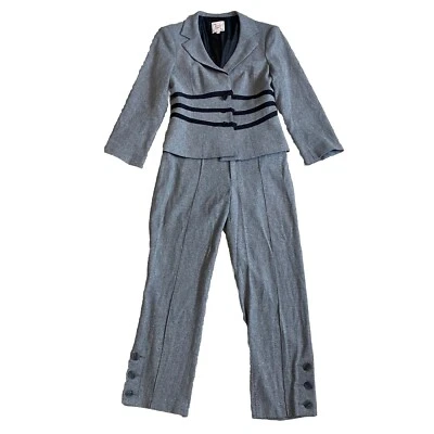 Vtg Nanette Lepore Women's 2 Pc Gray Wool Suit Set Size 4 Jacket & Pants Y2K - Image 1 of 4