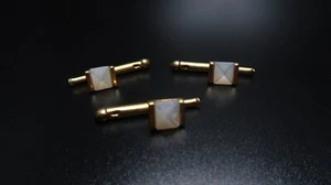 Tachuelas antiguas de perlas de imitación de oro con botones - Imagen 1 de 4