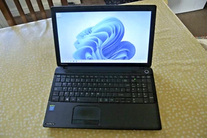 Toshiba Satellite Pro C50-A Windows 11 Laptop - Picture 1 of 13