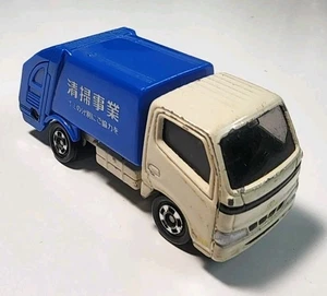 2006 Tomica Takara Tomy #45 Toyota DYNA Refuse Cleaning Truck HO Diecast/Plastic - Picture 1 of 12