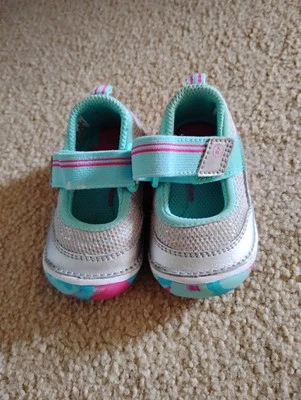 Stride Rite 女孩运动鞋 3M — 第 1/4 张图片