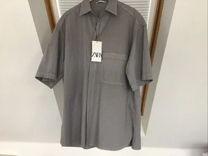 Camicia uomo Zara grigia cotone manica corta, tasca frontale, vestibilità classica taglia media - Foto 1 di 6