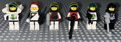 Lego 6704 Space Minifigure Pack Complete Set Vintage Supplemental - Image 1 of 4