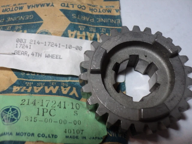 Yamaha DT1 DT1C DT1MX 1968-70 cuarta rueda de marcha nos OEM P/N 214-17241-10-00 Foto 1 de 1