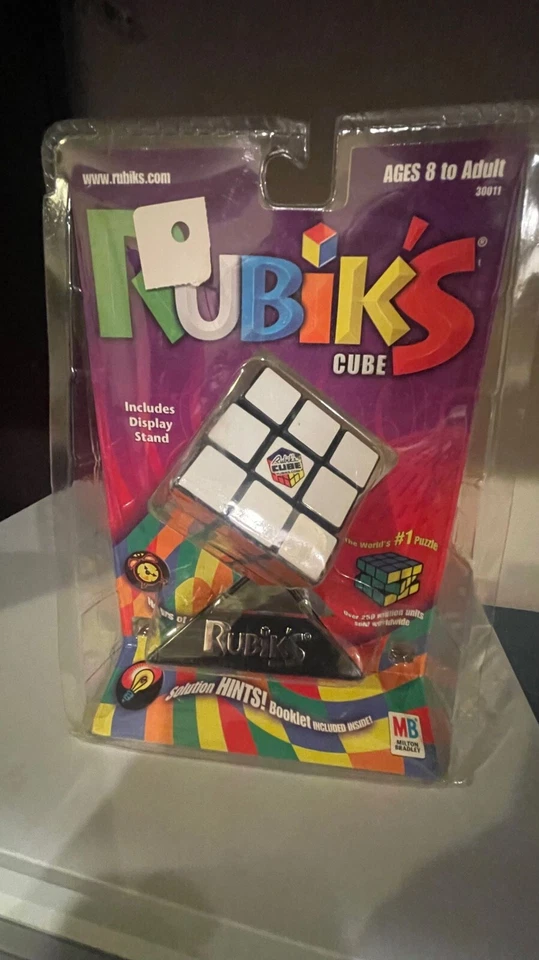 New/Sealed 25 Year Edition 2002 Hasbro Rubik's Cube & Stand 30011 - Image 1 of 1