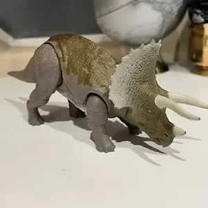 Jurassic World Triceratops dino rivals dual attack GDT42 LOOSE Dinosaur Roar - Picture 1 of 8