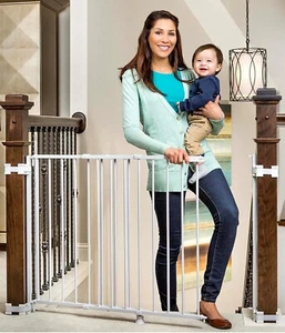 Regalo 1230DS 2-in-1 Stairway and Hallway Wall Mounted Baby Gate - White - Picture 1 of 14