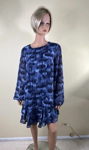 BCBG Maxazria Lined Long Sleeve Crepe Dress Size 8/10 - M/L Machine Washable - Picture 1 of 6