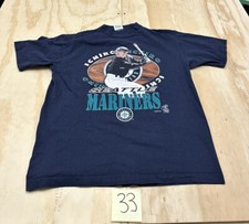 Vintage 2001 Ichiro Seattle Mariners T Shirt Sz Large MLB Graphic