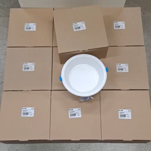 10 x 21 Watt LED Eaton Versalux Downlight Cool White 4000k 2000lm 200mm Cut-Out - Picture 1 of 8