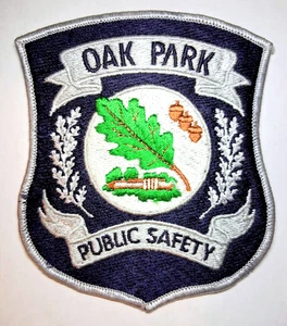 Oak Park Michigan Public Safety Patch - FREE Tracked US Shipping ! - Picture 1 of 1