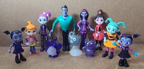 Disney Jr Vampirina Family & Friends Figure Lot Gayle Stacy Demi Gregoria   (T3) Cover