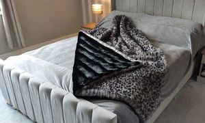 Grey Leopard With Black Faux Fur Lining - High Quality Super Deluxe Throw - Picture 1 of 4