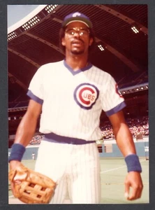 ASG Leon Durham 1982 cubs sin firmar 3-1/2 x 4-7/8 foto instantánea original #5 - Imagen 1 de 1