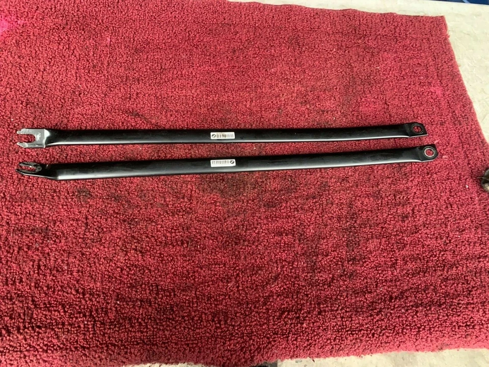 BMW 125I 135I E88 OEM 07-11 PAIR FRONT CROSSMEMBER BRACE SUPPORT BAR - Image 1 of 4