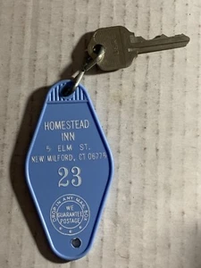 Homestead Inn Hotel Motel Habitación Llavero con Llave Nuevo Milford Connecticut #23 - Imagen 1 de 2