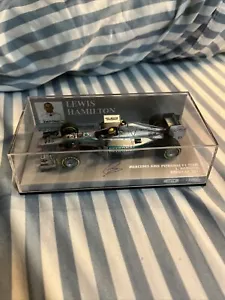 Mercedes F1 W05 44 Lewis Hamilton Chinese GP 2014 World Champion 1:43 MINICHAMPS - Picture 1 of 6