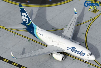 GEMINI JETS ALASKA AIR CARGO B737-700 1:400 DIE-CAST GJASA2028 IN STOCK - Image 1 of 3