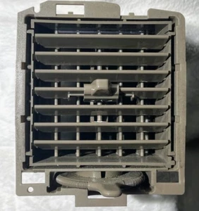 Juego de 3 ventilaciones de tablero beige 1998-2011 Grand Marquis Crown Victoria OEM - Imagen 1 de 3