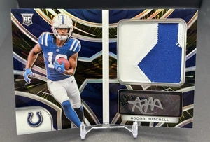 2024 Panini Spectra Adonai Mitchell RPA Rookie Genesis Patch Libretto Auto /40 - Foto 1 di 4