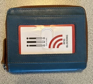 ILI Echtleder zweifarbige Geldbörse mit umlaufendem Reißverschluss und RFID in Jeans/Antik Sattel - Bild 1 von 4