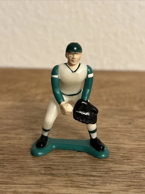 "Figura de béisbol de plástico Wilton de 2,5"" de colección 1981 juguete en base" Foto 1 de 4