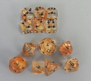 Set dadi 13 pezzi Nebula rame poliedrico D6 Pips fuori produzione Chessex LE450 - Foto 1 di 2
