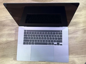 Apple MacBook Pro 16" 2019 - Core i7 - 9750H / 16GB / 512GB SSD GRIS - Photo 1/11